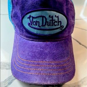 Rare Von Dutch trucker hat
